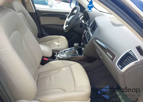 2014 Audi Q5 2.0T Premium z USA, uszkodzony, nr VIN WA1LFAFP1EA065604